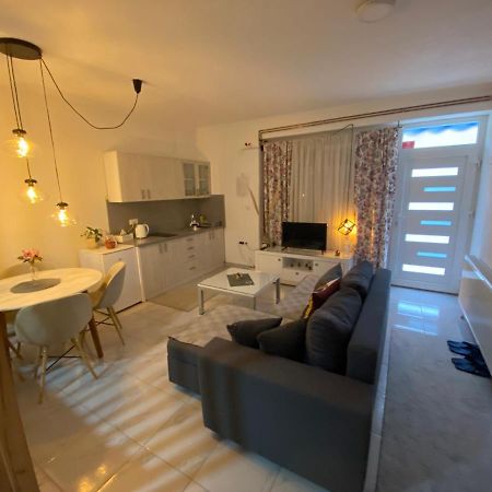 Deluxe Apartman Tuzla Kültér fotó