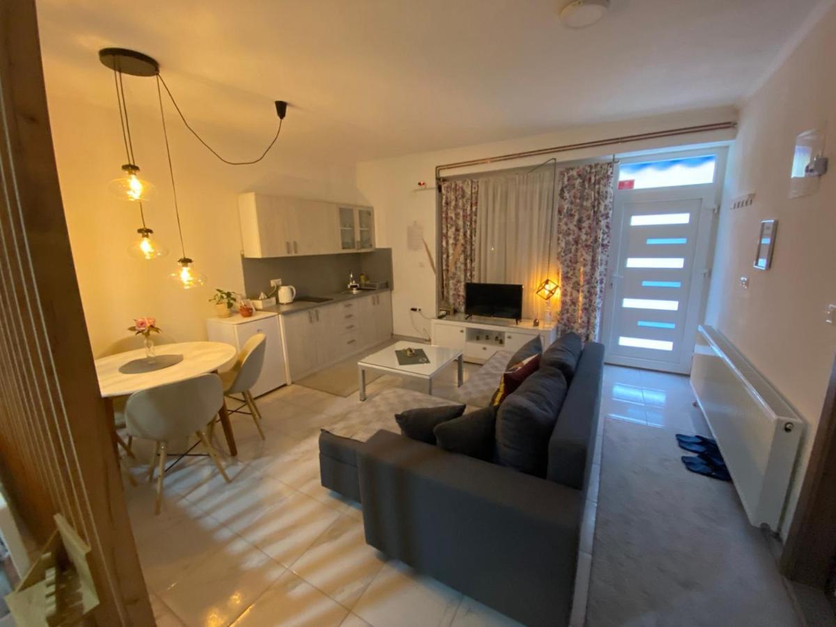 Deluxe Apartman Tuzla Kültér fotó